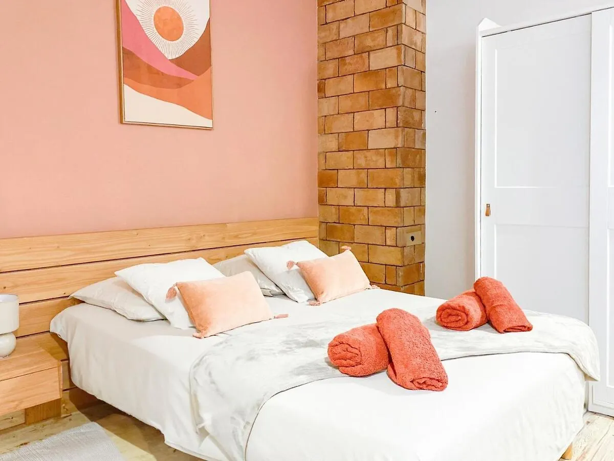 The Bohemian Jacuzzi, Ideal For Families Or Friends Avignon