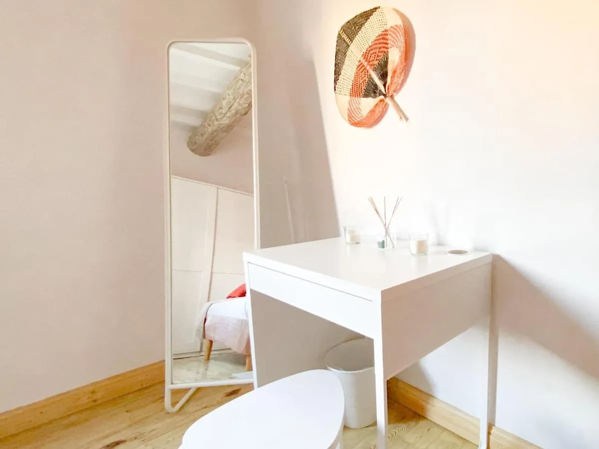 Apartment The Bohemian Jacuzzi, Ideal For Families Or Friends Avignon France